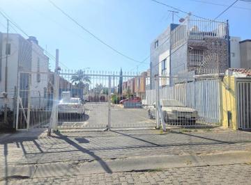 Casa · 80m² · 2 Recámaras · 1 Estacionamiento · Residencial Santa Margarita
