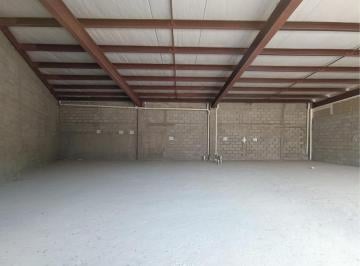 Local comercial · 84m² · 18 Estacionamientos · Local, Oficina o Consultorio en Renta en Planta Baja en Prol. Constituyentes, Querétaro, Querétaro