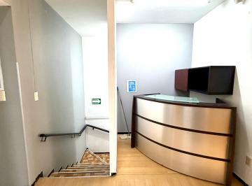 Casa uso de suelo de 7 habitaciones, Guadalajara · Casa en Renta Ideal Para Oficinas en Colonia Americana 7 Privados