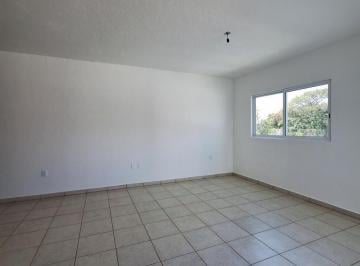 Casa · 181m² · 4 Recámaras · 3 Estacionamientos · Casa en Fraccionamiento Jardines de Tlayacapan