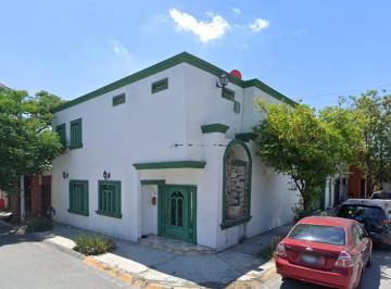 Casa de 5 habitaciones, Monterrey · Venta de Casa en Valle del Topo Chico | Calle Madre Selva, Monterrey