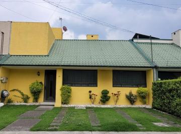 Casa en condominio · 148m² · 3 Recámaras · 2 Estacionamientos · Casa en Condominio en Venta en San Pedro Totoltepec, Toluca, México