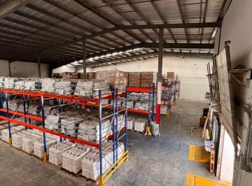Bodega comercial de 6 habitaciones, Cajeme · En Renta - Bodega Industrial en El Centro de Cd. Obregón, Sobre La Calle Sufragio Efectivo: