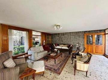 Casa · 677m² · 5 Recámaras · 7 Estacionamientos · Casa en Venta en Chimalistac