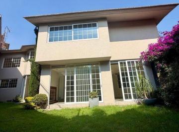 Casa · 324m² · 3 Recámaras · 4 Estacionamientos · Casa en Venta en San Jerónimo Lidice, Magdalena Contreras