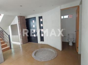 Casa en condominio · 3 Recámaras · 2 Estacionamientos · Casa en Renta en Corregidora - (4)