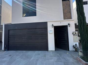 Casa de 3 habitaciones, Monterrey · Casa en Venta Frente Al Parque Reserva Cumbres Recidencial Acres Lincoln, Monterrey