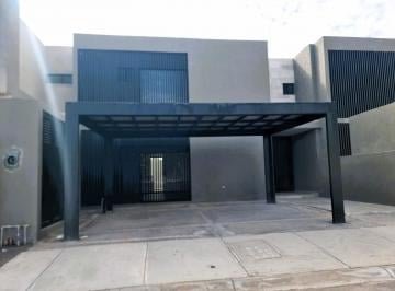 Casa · 220m² · 4 Recámaras · 2 Estacionamientos · Casa en Venta en Cortio Residencial en Torreon Coahuila