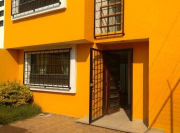 Casa de 3 habitaciones, San Pedro Cholula · Vendo Casa Sola en Cholula, a 2 Minutos del Zócalo de Cholula.
