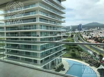 Departamento · 214m² · 3 Recámaras · 2 Estacionamientos · Departamento en Renta - Central Park - Torre 200 - Querétaro