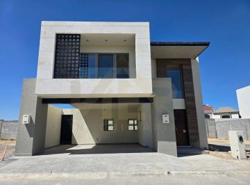 Casa de 3 habitaciones, Saltillo · Casa en Venta Al Norte