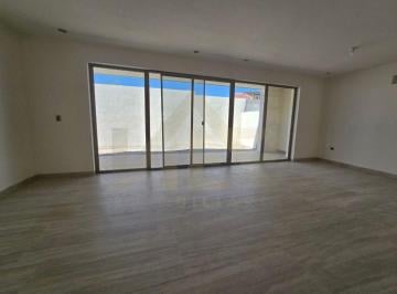 Casa de 3 habitaciones, Saltillo · Casa en Venta Al Norte