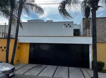 Casa de 3 habitaciones, Zapopan · Casa en Venta Ciudad de Los Niños