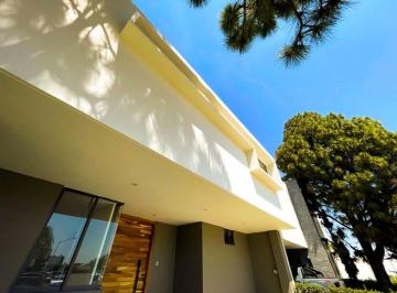Casa en condominio de 4 habitaciones, Zapopan · Casa en Venta Valle Real, Coto Novaterra, Zona Real, Zapopan