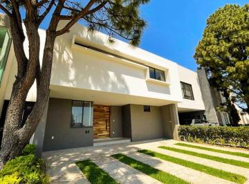 Casa en condominio de 4 habitaciones, Zapopan · Casa en Venta Valle Real, Coto Novaterra, Zona Real, Zapopan