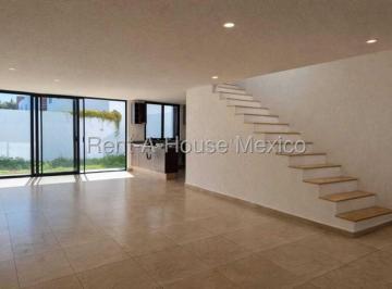 Casa de 2 habitaciones, Querétaro · Venta Altos de Juriquilla Casa con Cuarto de Tv, 2 Recámaras, Amenidades, Estudio