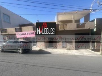 Casa · 458m² · 6 Recámaras · 3 Estacionamientos · Casa en Venta en Las Cumbres