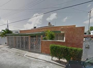 Casa Venta 447m² de 5 habitaciones · Venta de Casa en C. 13 Num. 444 Mérida, Yucatán Montejo C. P. 97127