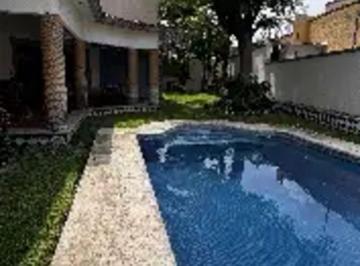 Casa de 3 habitaciones, Temixco · Casa en Venta en Burgos Temixco