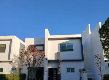 Casa de 3 habitaciones, San Andrés Cholula · Casa en Venta en Lomas Angelópolis II Puebla Blanca, Detrás de Sonata, Alberca en Cluster