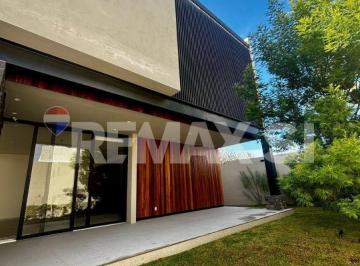 Casa de 4 habitaciones, Querétaro · Casa Venta La Espiga Alcala III