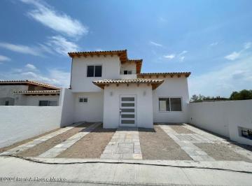 Casa de 3 habitaciones, Tequisquiapan · Preventa/ Estrena - Casa 3rec 3.5baños en Lomas de La Hacienda