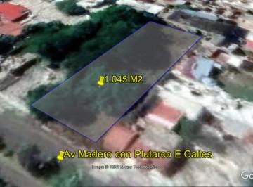 Terreno / Lote · 1045m² · Av Madero con Plutarco Elías Calles de Chetumal