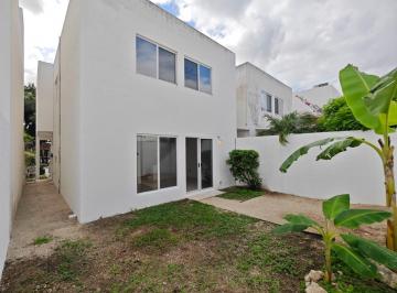 VISTA DE LA CASA DESDE ATRAS · Casa en Venta de 3 Rec. Sin Muebles con Amenidades en La Joya Playa del Carmen