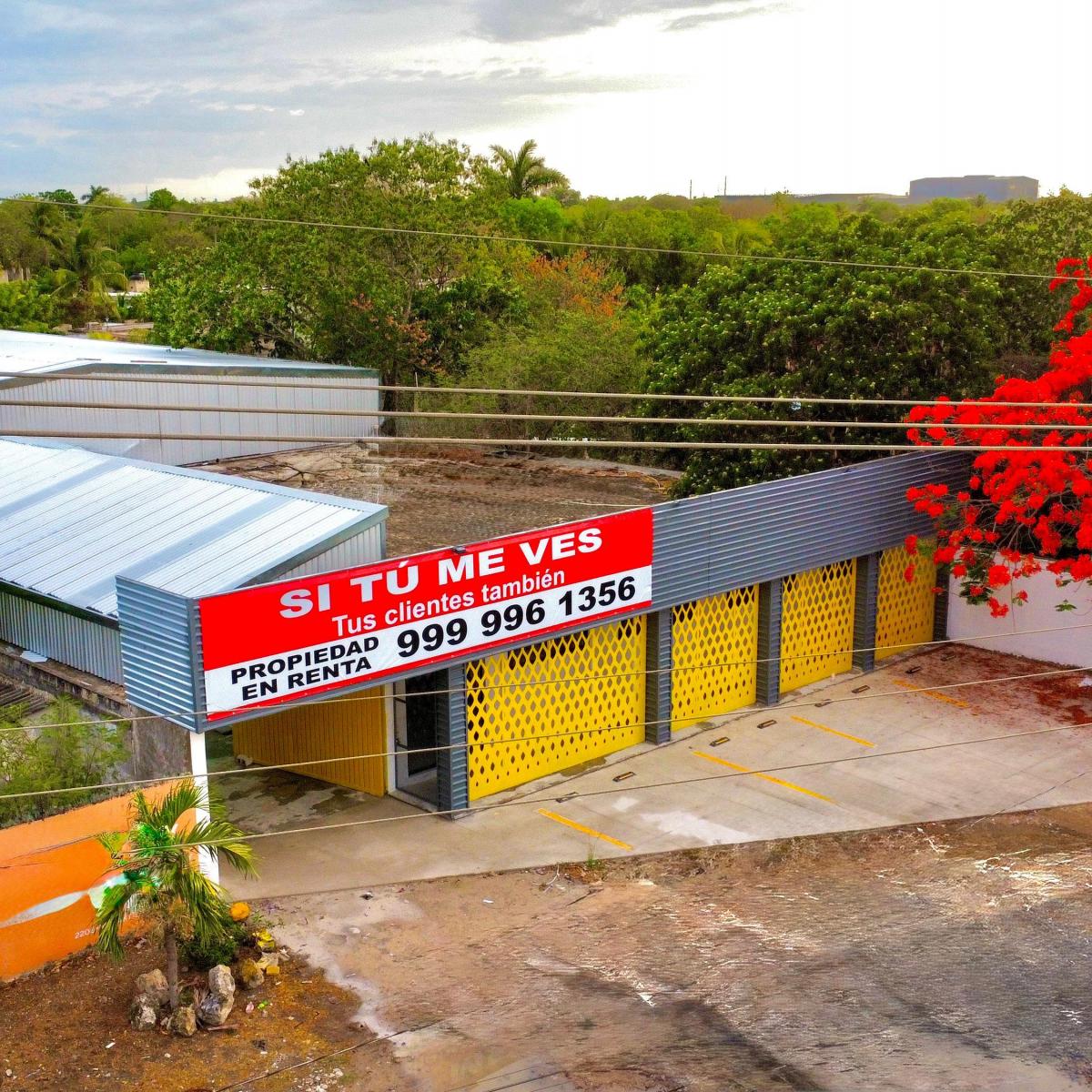 Warehouse with Offices - Commercial Space on Mérida-Cancún Highway