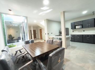 Casa · 220m² · 4 Recámaras · 2 Estacionamientos · Casa Nueva en Renta en San Nicolas - Paseo La Fe