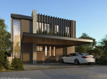 Casa de 4 habitaciones, Querétaro · Casa - Venta - Piovere, Altozano. Doble Filtro de Seguridad, Amenidades de Primer Nivel Dentro del Club.