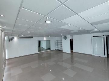 Local comercial , Corregidora · Local en Renta en Av Ámsterdam