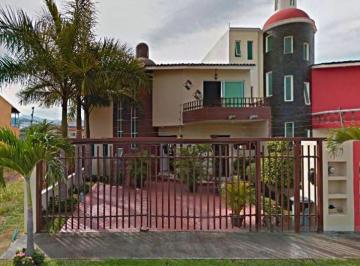 Casa de 4 habitaciones, Puerto Vallarta · Casa en Venta en Jalisco Puerto Vallarta Fluvial Vallarta