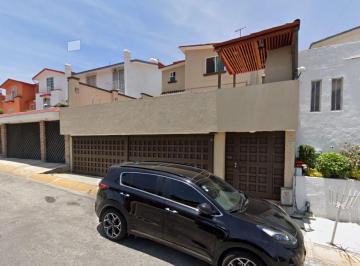 Casa de 4 habitaciones, Atizapán de Zaragoza · Casa en Venta en Recuperacion Bancaria en Arboledas Atizapan