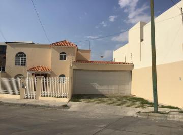 1 · Casa Renta en Lomas Cuarta Sección, San Luis Potosí