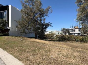 Terreno / Lote · 573m² · Terreno en Venta en Puerta Las Lomas (Coto Lagos)