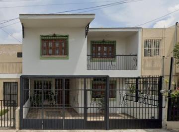 Casa de 3 habitaciones, Guadalajara · Casa en Venta en Jardines de La Paz Jalisco