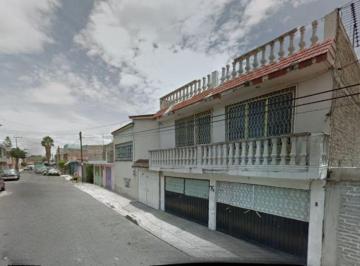 Casa de 5 habitaciones, Ecatepec de Morelos · Casa en Venta en Calle Piscis, Colonia Estrella, Ecatepec