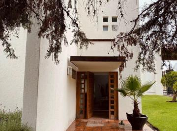 Casa de 4 habitaciones, Querétaro · Casa en Venta en Santiago, El Campanario, Querétaro de Super Lujo