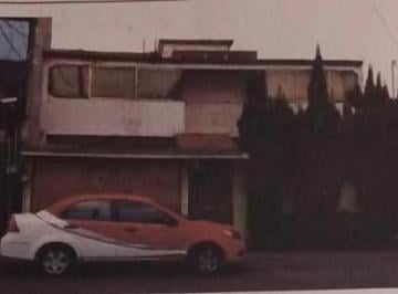 Casa de 5 habitaciones, Toluca · Casa en Venta Toluca Col. 5 de Mayo