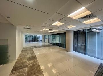 Oficina · 335m² · 8 Recámaras · 10 Estacionamientos · Oficina en Renta en La Mejor Zona de Lomas de Chapultepec