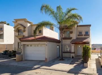 Casa de 3 habitaciones, Ensenada · Venta de Casa en Ensenada, Baja California