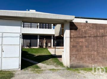 Casa · 114m² · 3 Recámaras · 2 Estacionamientos · Casa de Campo en Cuautinchan Cerca de Ciudad Maderas