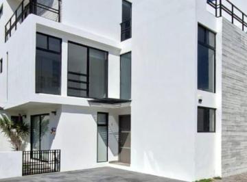 Casa · 192m² · 3 Recámaras · 2 Estacionamientos · Venta de Casa en San Pedro Cholula Frente a Explanada