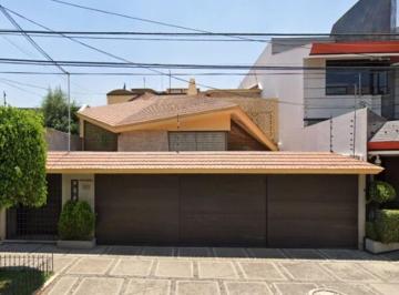 Casa de 4 habitaciones, Naucalpan de Juárez · Venta de Casa en Ciudad Satelite Naucalpan de Juarez Estado de Mexico