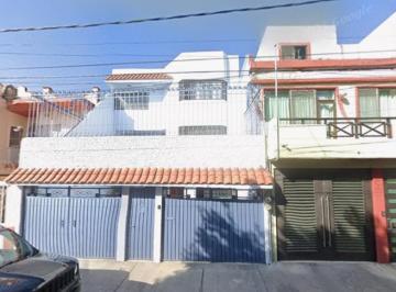 Casa de 3 habitaciones, Benito Juárez · Casa en Venta en Nativitas
