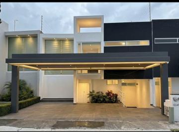 Casa de 3 habitaciones, Morelia · Casa en Venta en Punta Altozano I