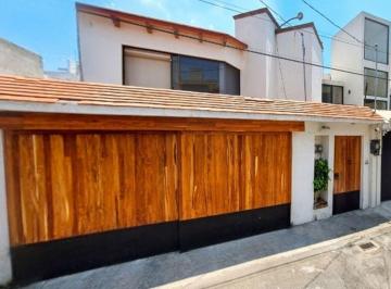 Casa de 4 habitaciones, Xochimilco · Casa en Venta en Canal Huehuepa, Barrio 18, Xochimilco, Cdmx
