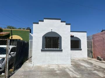 Casa · 61m² · 3 Recámaras · 1 Estacionamiento · Casa en Venta en Fracc. Valles del Sol