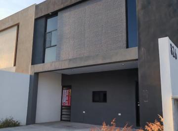 Casa · 155m² · 3 Recámaras · 2 Estacionamientos · Casa en Venta en Fracc. Guadalajara
